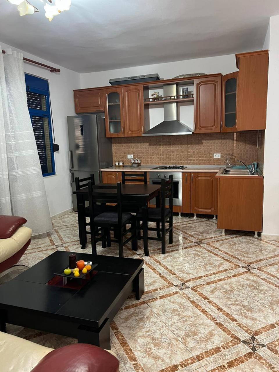 Martin Ferraj Riviera Lägenhet Vlorë Exteriör bild