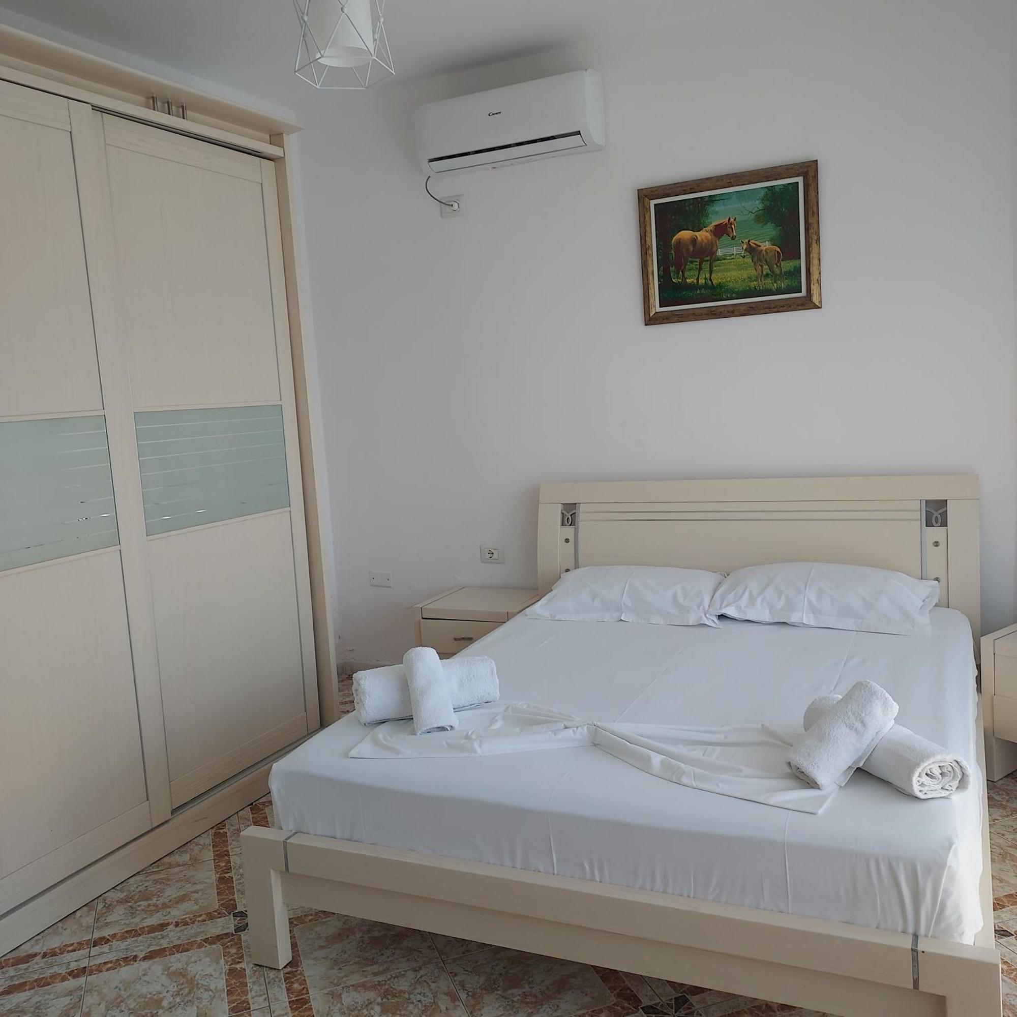 Martin Ferraj Riviera Lägenhet Vlorë Exteriör bild