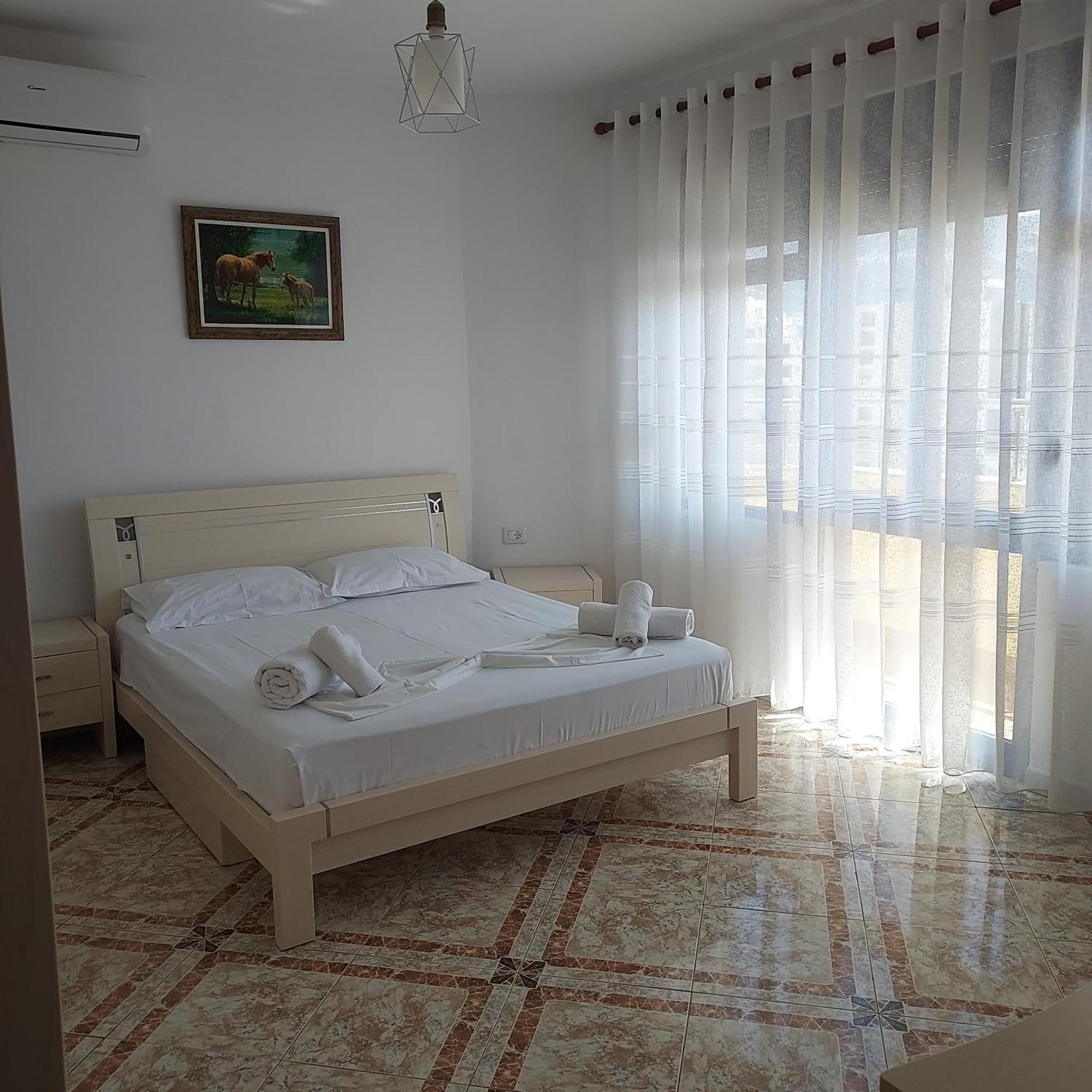 Martin Ferraj Riviera Lägenhet Vlorë Exteriör bild